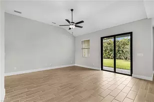 229 SE 4th St, Cape Coral, FL 33990 - Photo 11