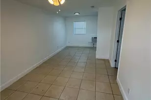 40 Willis Rd, North Fort Myers, FL 33917 - Photo 3