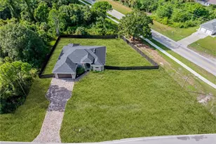 810 Sentinela Blvd, Lehigh Acres, FL 33974 - Photo 3