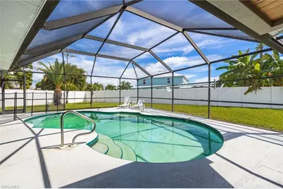 404 SW 34th Ter, Cape Coral, FL 33914 - Photo 3