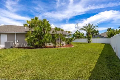 404 SW 34th Ter, Cape Coral, FL 33914 - Photo 35