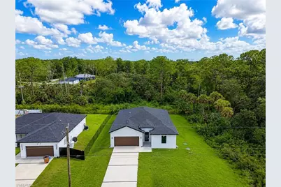 621 Greenbriar Blvd, Lehigh Acres, FL 33972 - Photo 27