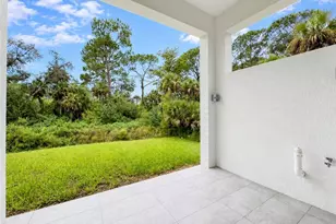 621 Greenbriar Blvd, Lehigh Acres, FL 33972 - Photo 23