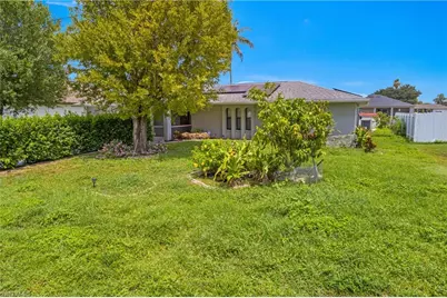 1121 NE 11th Ter, Cape Coral, FL 33909 - Photo 3