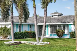 5351 Del Monte Ct, Cape Coral, FL 33904 - Photo 13