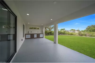 2611 39th St SW, Lehigh Acres, FL 33976 - Photo 25