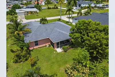 1722 NE 11th St, Cape Coral, FL 33909 - Photo 35