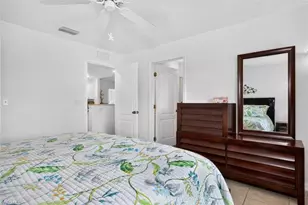 1722 NE 11th St, Cape Coral, FL 33909 - Photo 15