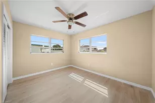 275 Lakeview Dr, North Fort Myers, FL 33917 - Photo 19