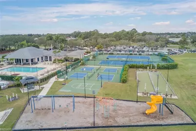 2226 Carnaby Ct, Lehigh Acres, FL 33973 - Photo 25