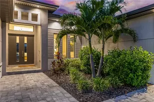 154 SW 49th St, Cape Coral, FL 33914 - Photo 7