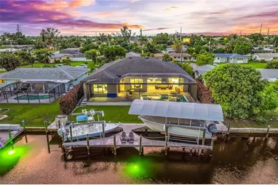 154 SW 49th St, Cape Coral, FL 33914 - Photo 3