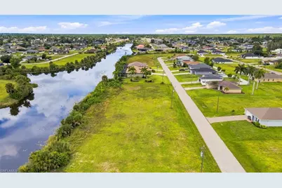 1246 NE 40th St, Cape Coral, FL 33909 - Photo 15