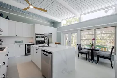 434 Lagoon Dr, Sanibel, FL 33957 - Photo 35