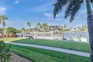 543 Seaview Ct, Marco Island, FL 34145 - Photo 31