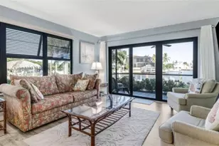 543 Seaview Ct, Marco Island, FL 34145 - Photo 9