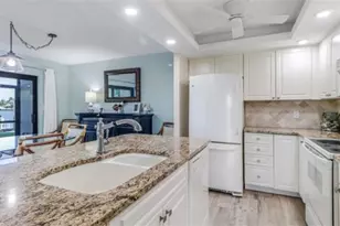 543 Seaview Ct, Marco Island, FL 34145 - Photo 13
