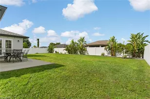 475 NE 3rd Pl, Cape Coral, FL 33909 - Photo 5
