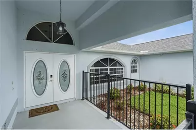 413 NW 17th Pl, Cape Coral, FL 33993 - Photo 9