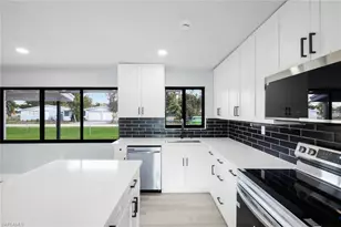 1389 Pine Ave, North Fort Myers, FL 33917 - Photo 9