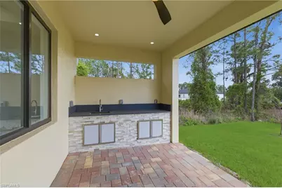2809 7th St SW, Lehigh Acres, FL 33976 - Photo 9