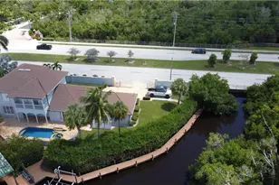14370 McGregor Blvd, Fort Myers, FL 33919 - Photo 9