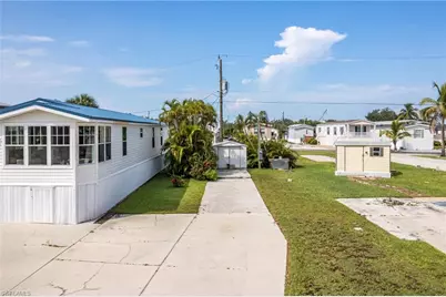 61 Oyster Bay Ln, Fort Myers Beach, FL 33931 - Photo 3