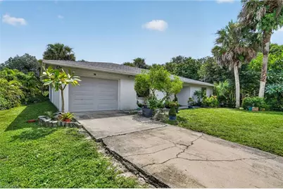 940 17th St SW, Naples, FL 34117 - Photo 3