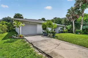 940 17th St SW, Naples, FL 34117 - Photo 3