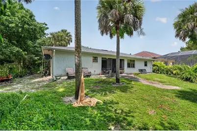 940 17th St SW, Naples, FL 34117 - Photo 33