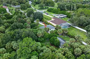 940 17th St SW, Naples, FL 34117 - Photo 45