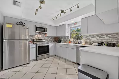 940 17th St SW, Naples, FL 34117 - Photo 13