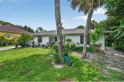 940 17th St SW, Naples, FL 34117 - Photo 5