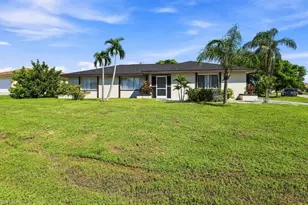 21 SW Trafalgar Parkway, Cape Coral, FL 33991 - Photo 3