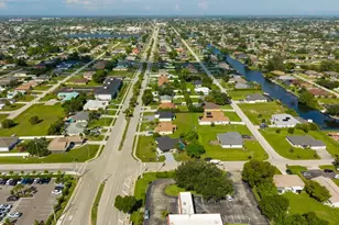 21 SW Trafalgar Parkway, Cape Coral, FL 33991 - Photo 45