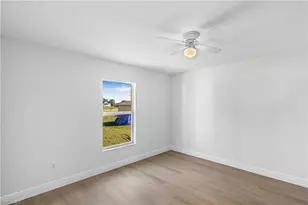 323 NW 10th St, Cape Coral, FL 33993 - Photo 25