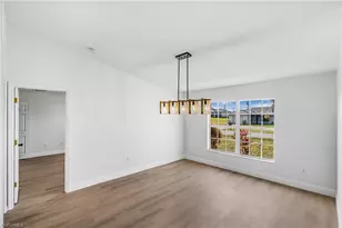 323 NW 10th St, Cape Coral, FL 33993 - Photo 23