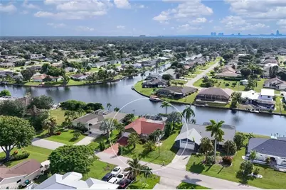 519 SE 20th Ct, Cape Coral, FL 33990 - Photo 37