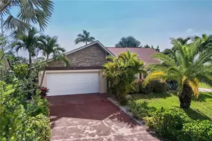 519 SE 20th Ct, Cape Coral, FL 33990 - Photo 33