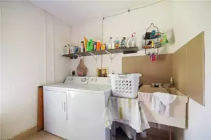 519 SE 20th Ct, Cape Coral, FL 33990 - Photo 25