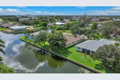 1247 SE 6th St, Cape Coral, FL 33990 - Photo 29