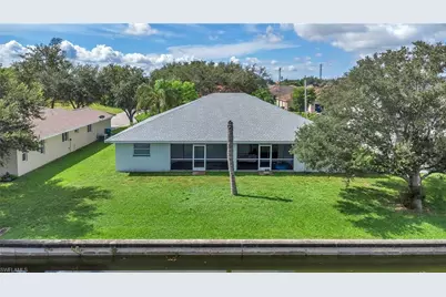 1247 SE 6th St, Cape Coral, FL 33990 - Photo 25