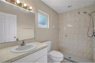 1247 SE 6th St, Cape Coral, FL 33990 - Photo 17