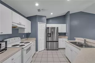 1247 SE 6th St, Cape Coral, FL 33990 - Photo 5