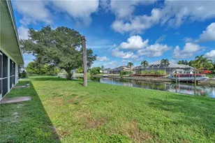 1247 SE 6th St, Cape Coral, FL 33990 - Photo 23
