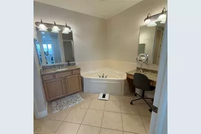 182 Shadroe Cove Cir #802, Cape Coral, FL 33991 - Photo 21