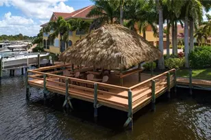182 Shadroe Cove Cir, Cape Coral, FL 33991 - Photo 33