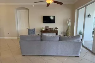 182 Shadroe Cove Cir, Cape Coral, FL 33991 - Photo 9