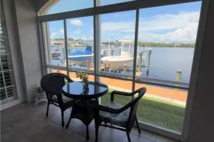 182 Shadroe Cove Cir, Cape Coral, FL 33991 - Photo 25
