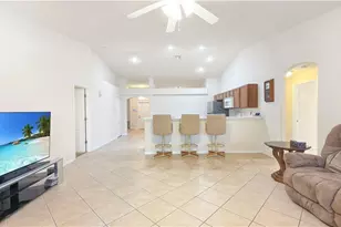 205 SW 42nd St, Cape Coral, FL 33914 - Photo 13